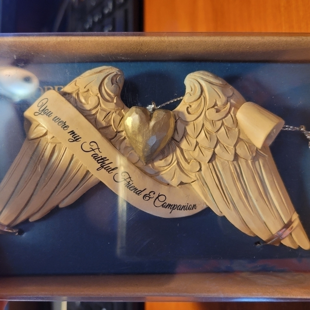 Enesco Memorial Ornament